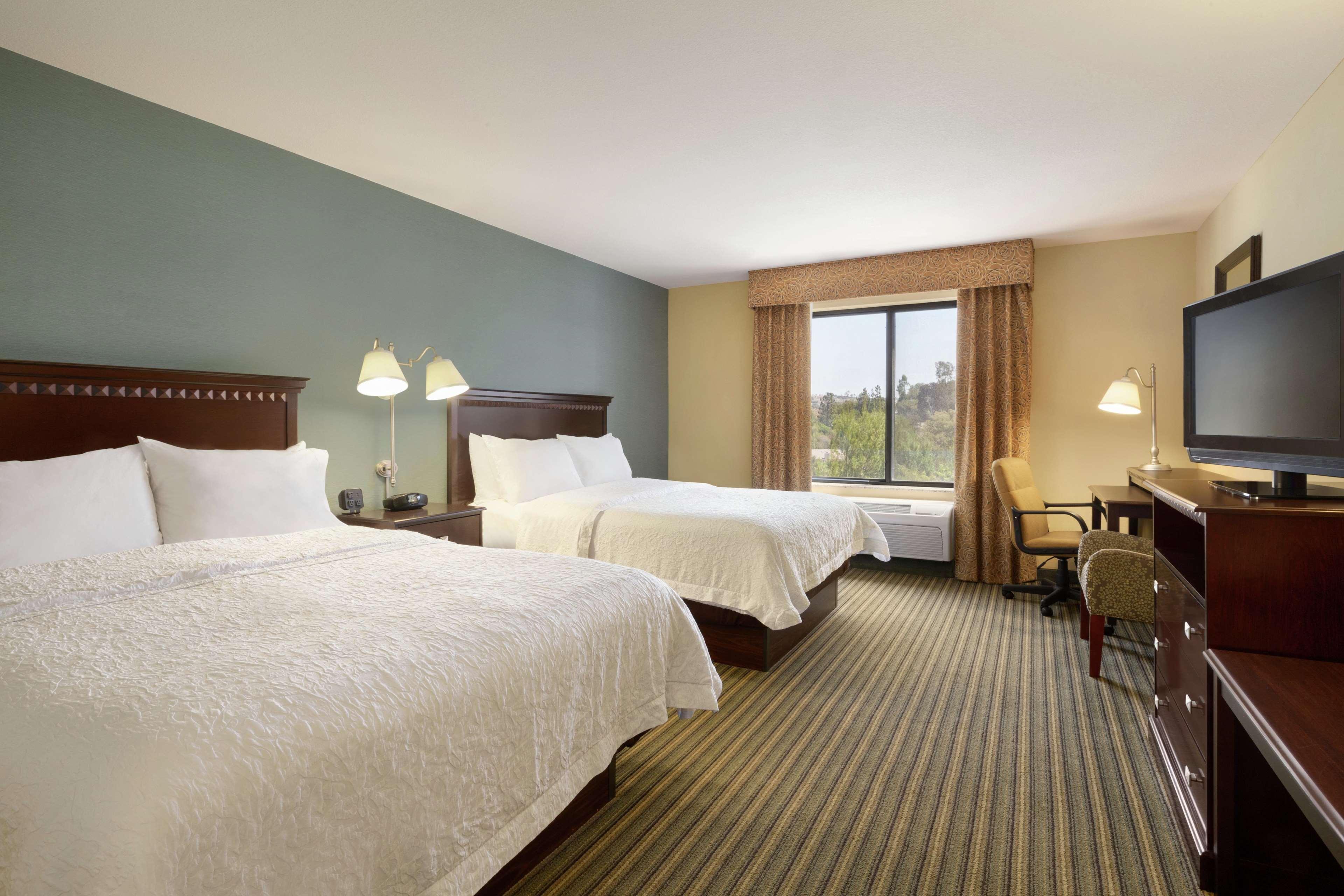 Hotel Hampton & 3*