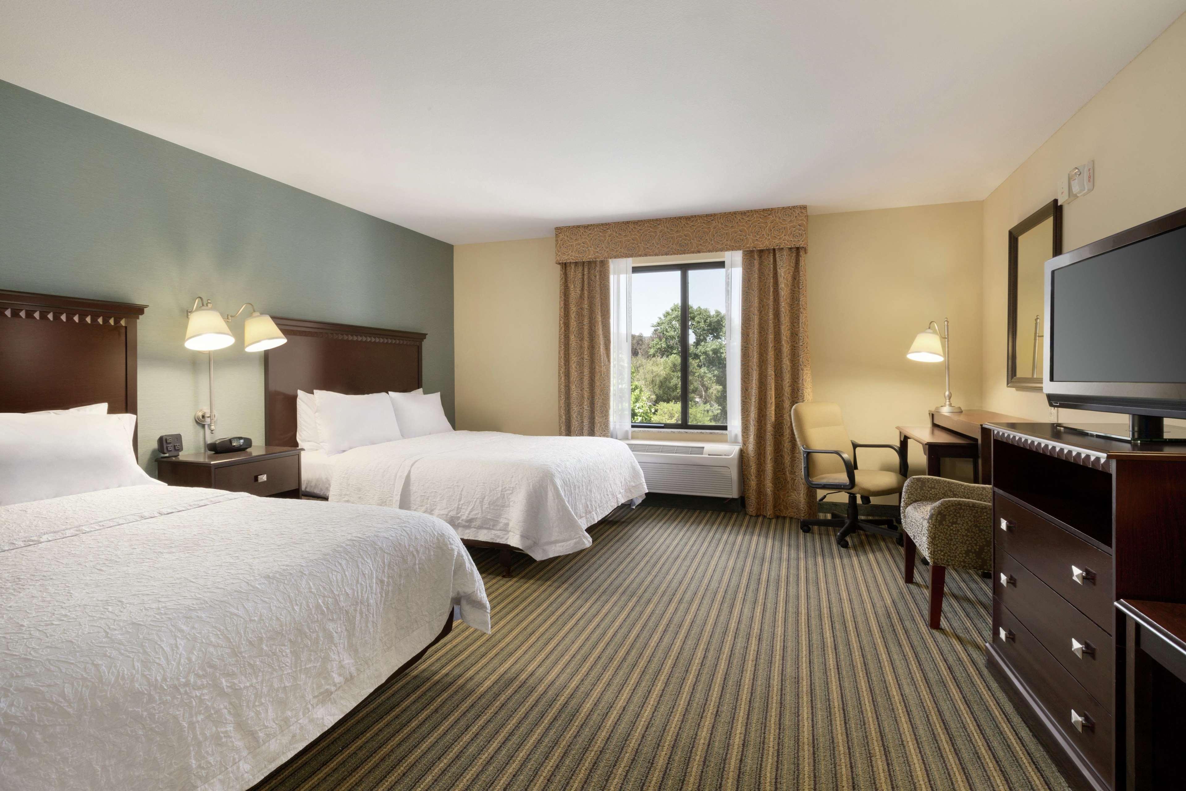 Hotel Hampton & 3*