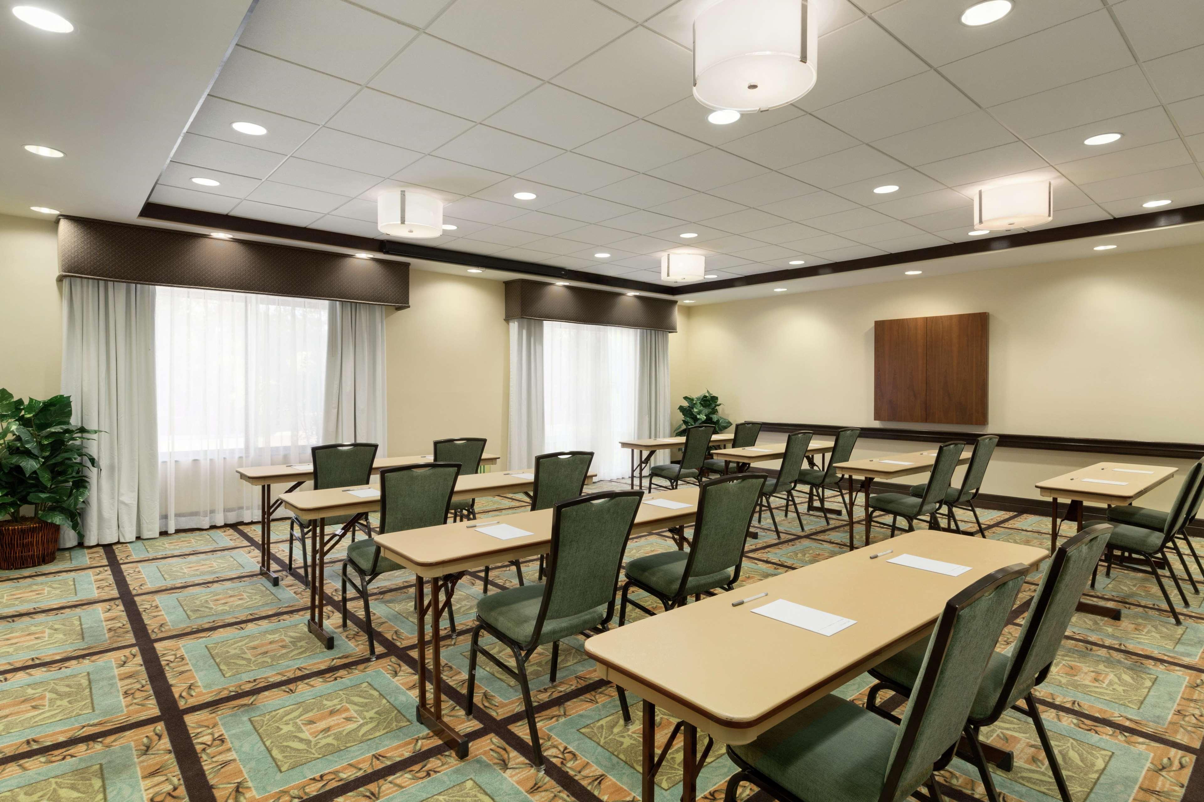 Hotel Hampton &