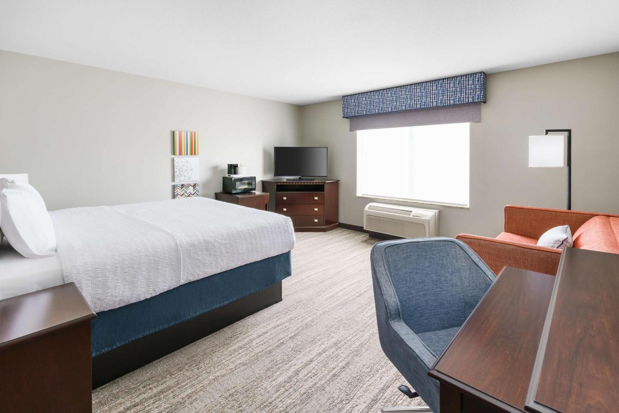 Hotel Hampton &