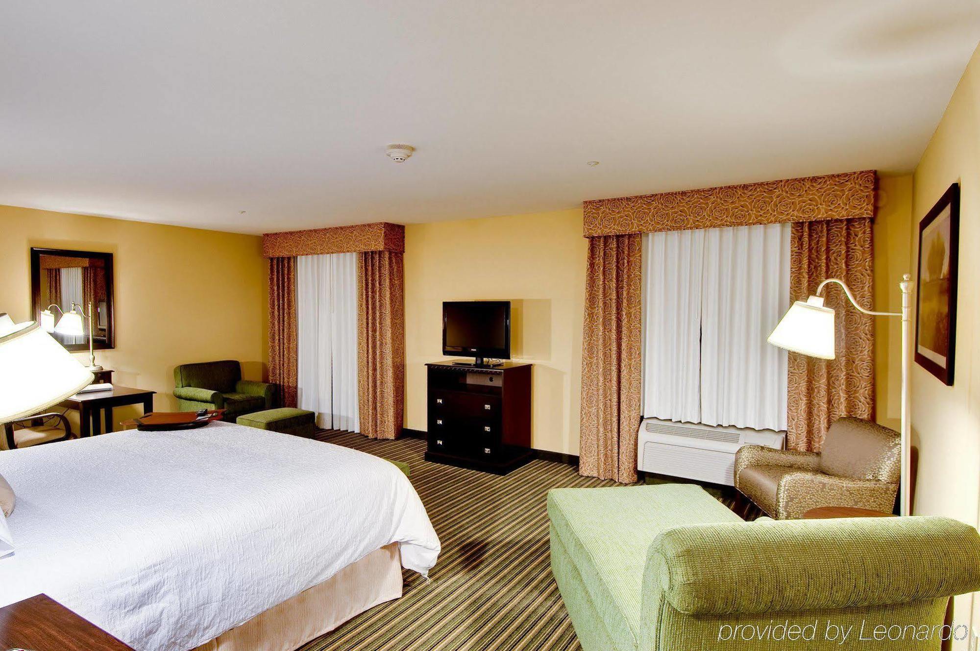 Hotel Hampton & Thousand Oaks